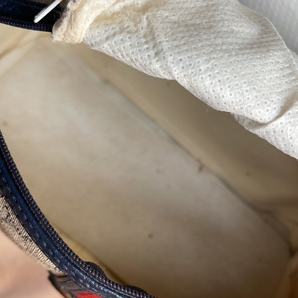 VINTAGE Logo Handbag 👜 - Picture 9 of 10